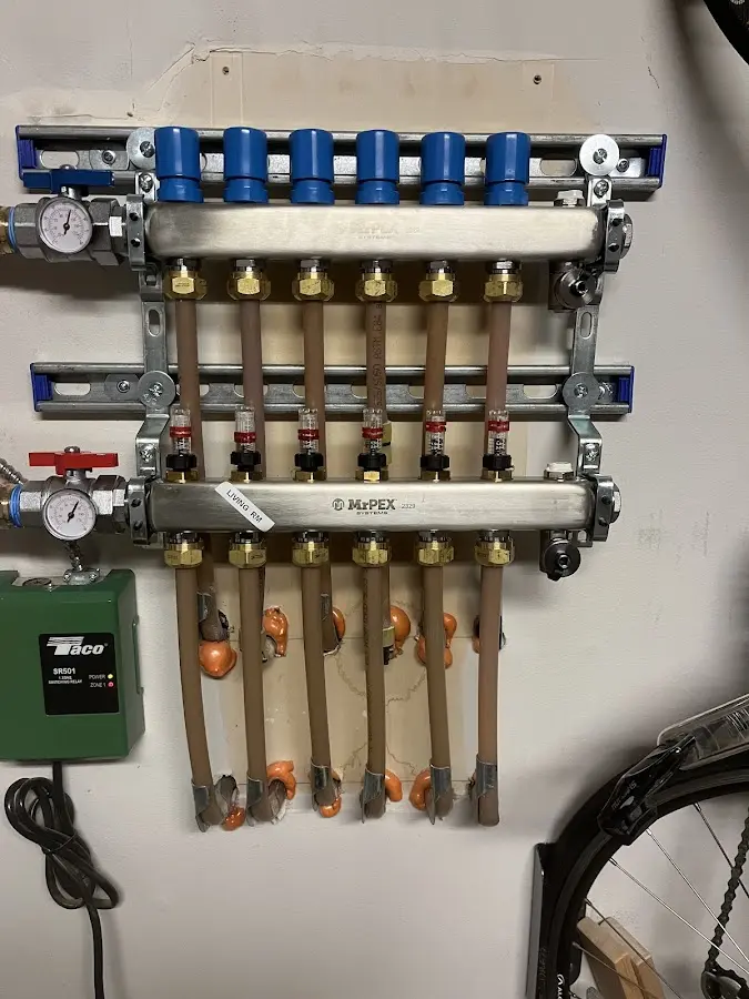 Plumber performing Leak Detection at a residential property in Highland Heights